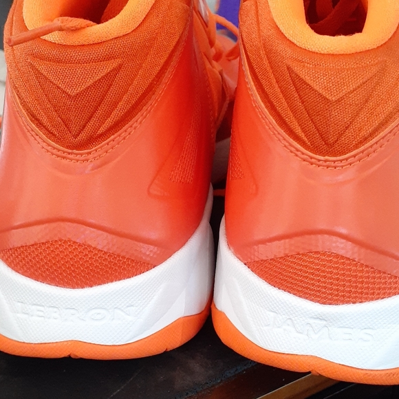 #44❤️ New Nike LeBron Soldier V11 Hi Tops - Picture 10 of 16